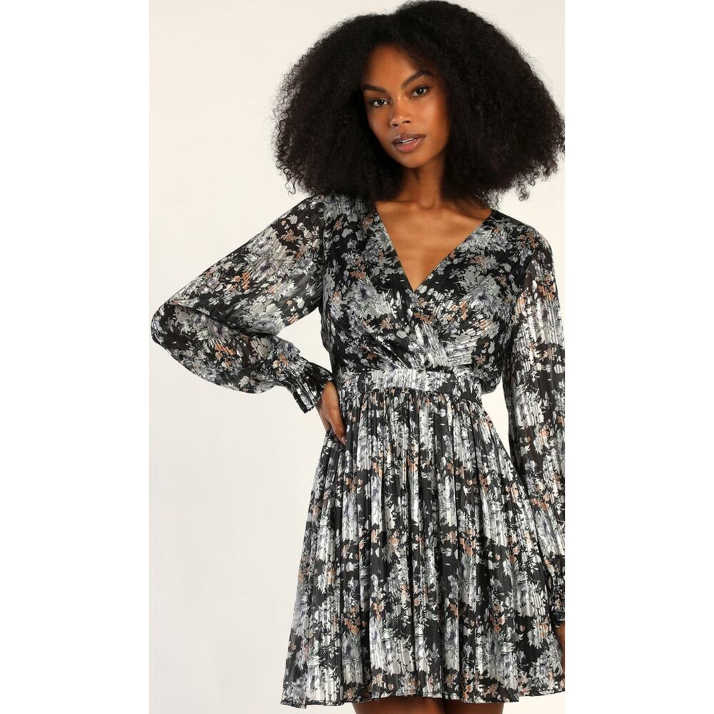 Lulus Cute and Charming Black Floral Lurex Long Sleeve Mini Dress Large New